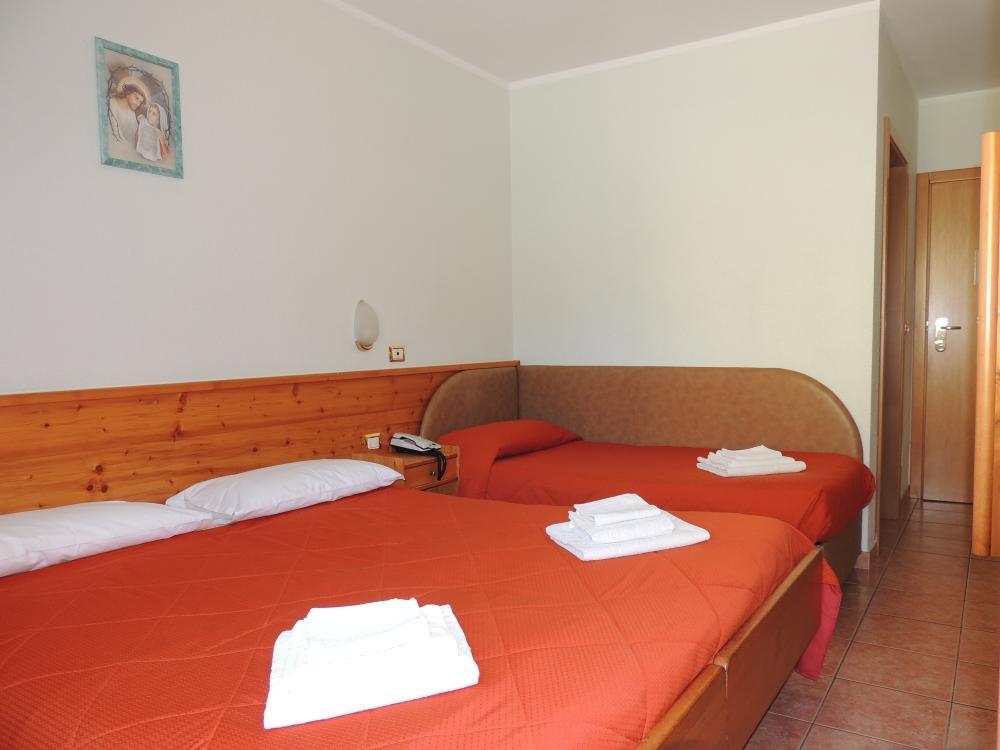 Albergo Eden Passo del Tonale Eksteriør billede